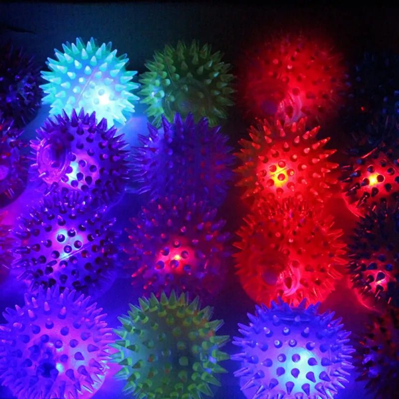 1 Pc Pets Luminous Chew Toy , Bite - Resistant, Vocal, Elastic, Bouncy, Squeaky Balls for Cats Dogs - Kenner House Emporium