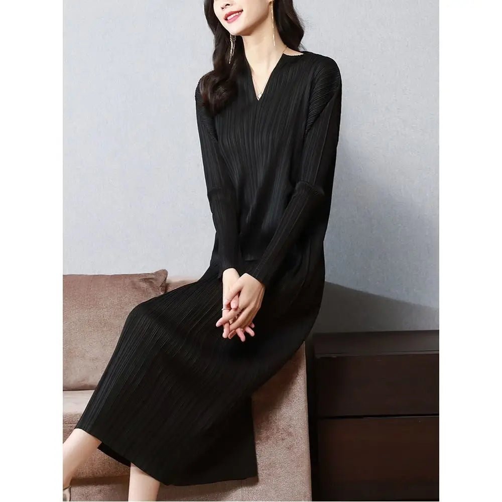 Pleated Dress Women's Long Sleeve Spring and Autumn 2023 New V - Neck Bottom Skirt Slim Fit Long Dress - Kenner House Emporium