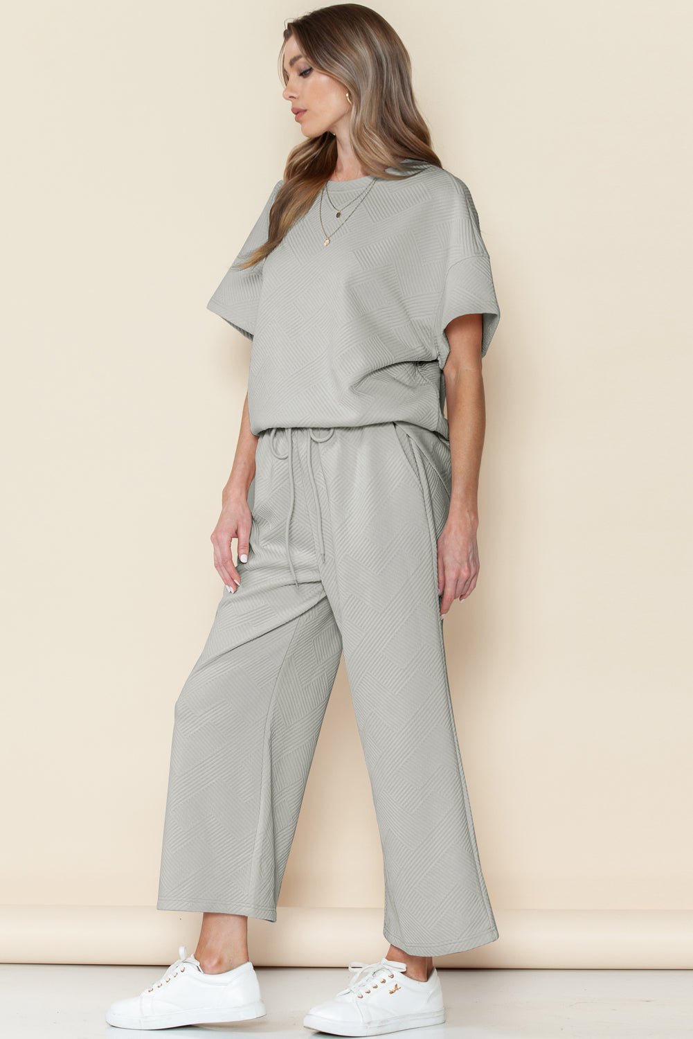 Gray Textured Loose Fit T Shirt & Drawstring Pants Set - Kenner House Emporium