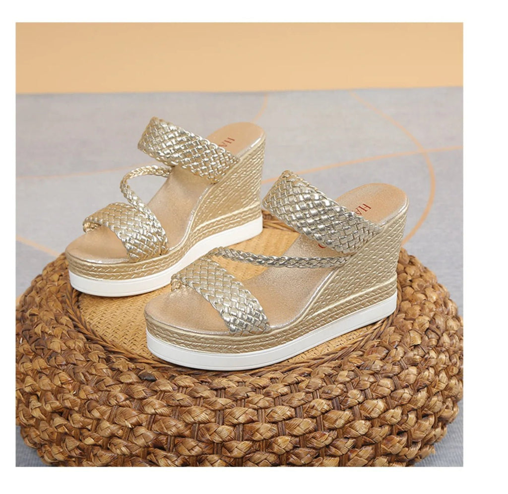 Women Sandals Summer New Outdoor Beach Sandals Comfortable Hot Shallow Wedges Shoes for Women Designer Casual Sandals - Kenner House Emporium