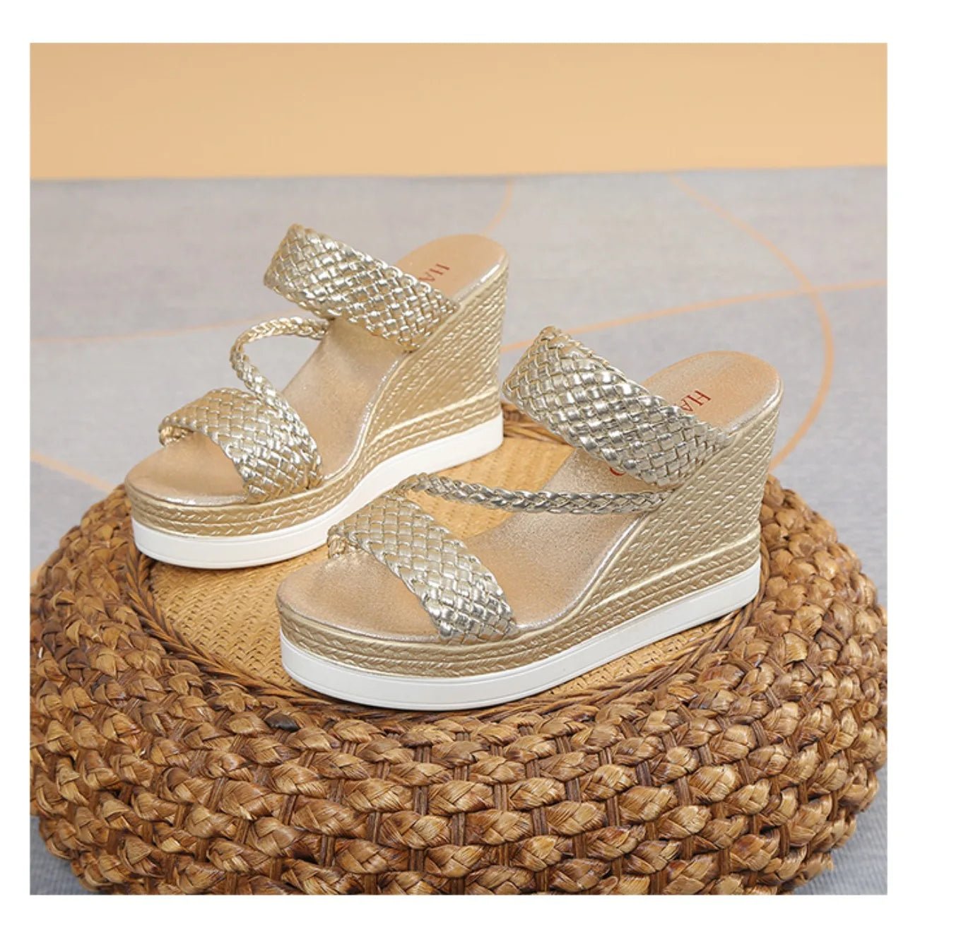 Women Sandals Summer New Outdoor Beach Sandals Comfortable Hot Shallow Wedges Shoes for Women Designer Casual Sandals - Kenner House Emporium