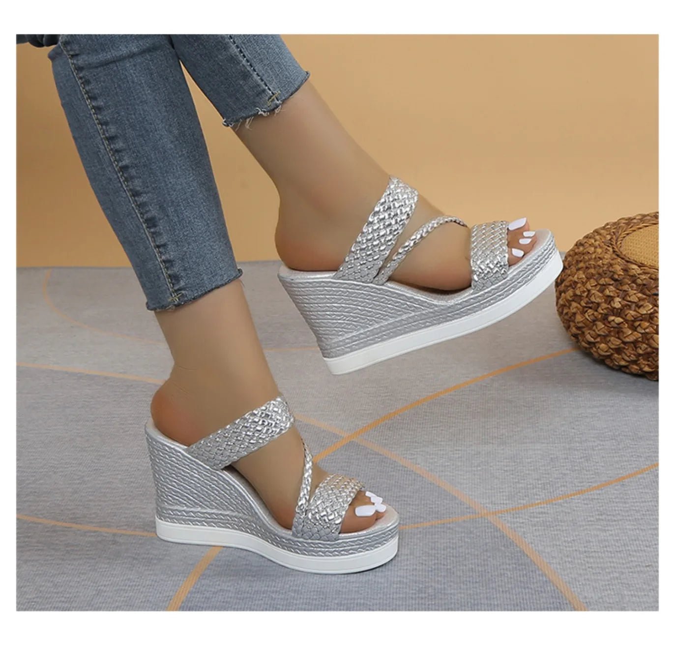 Women Sandals Summer New Outdoor Beach Sandals Comfortable Hot Shallow Wedges Shoes for Women Designer Casual Sandals - Kenner House Emporium