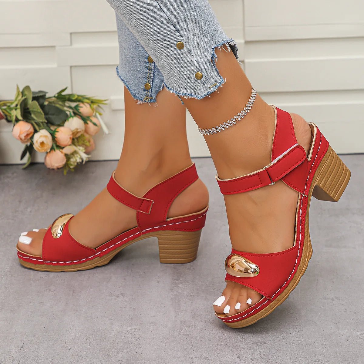 Women's Fashion Sandals 2025 Summer New Coarse Heel Leisure Comfortable Retro Outdoor Beach Cool Pumps Open Toes Elegant Sandals - Kenner House Emporium