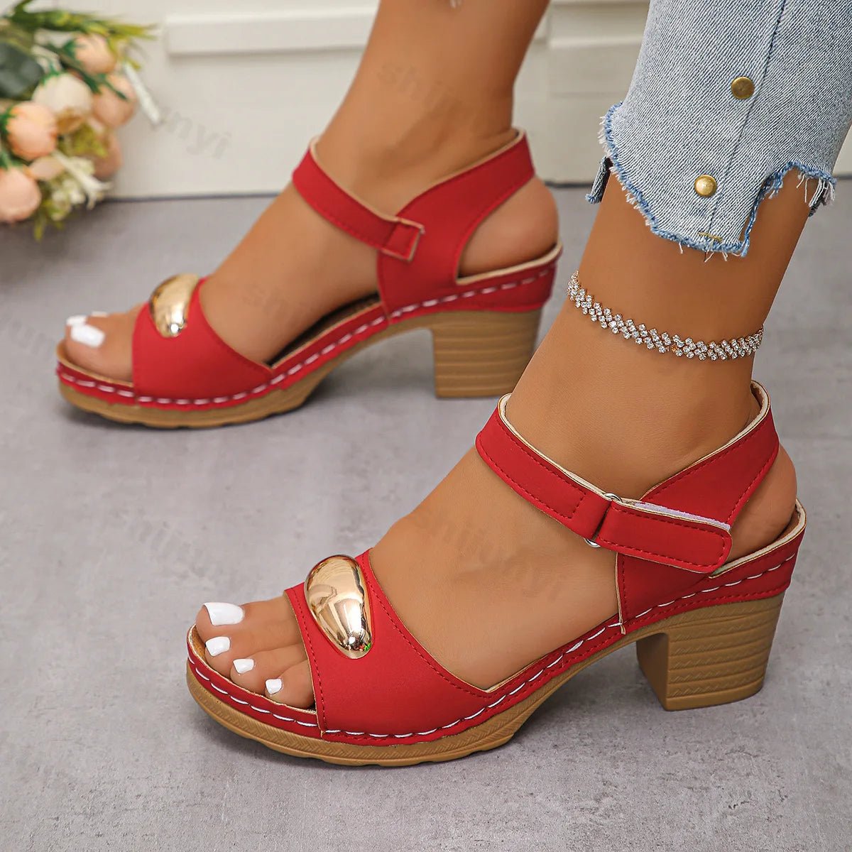 Women's Fashion Sandals 2025 Summer New Coarse Heel Leisure Comfortable Retro Outdoor Beach Cool Pumps Open Toes Elegant Sandals - Kenner House Emporium