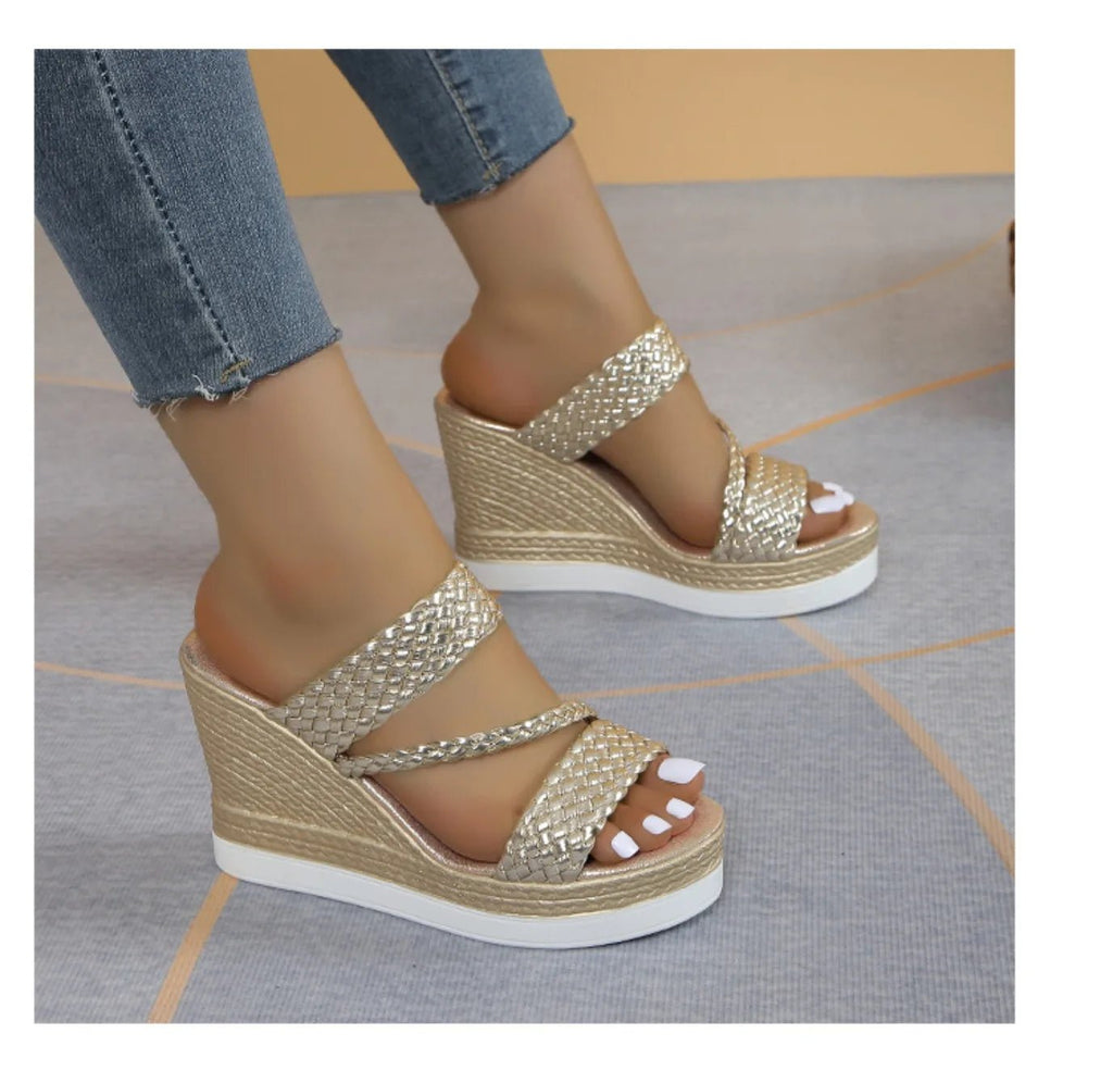 Women Sandals Summer New Outdoor Beach Sandals Comfortable Hot Shallow Wedges Shoes for Women Designer Casual Sandals - Kenner House Emporium